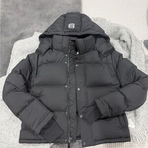 Aritzia Black Puffer Jacket
